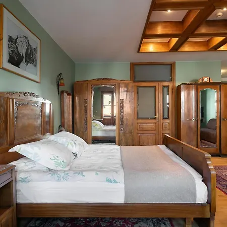 Orlowska Townhouse Apartments-3